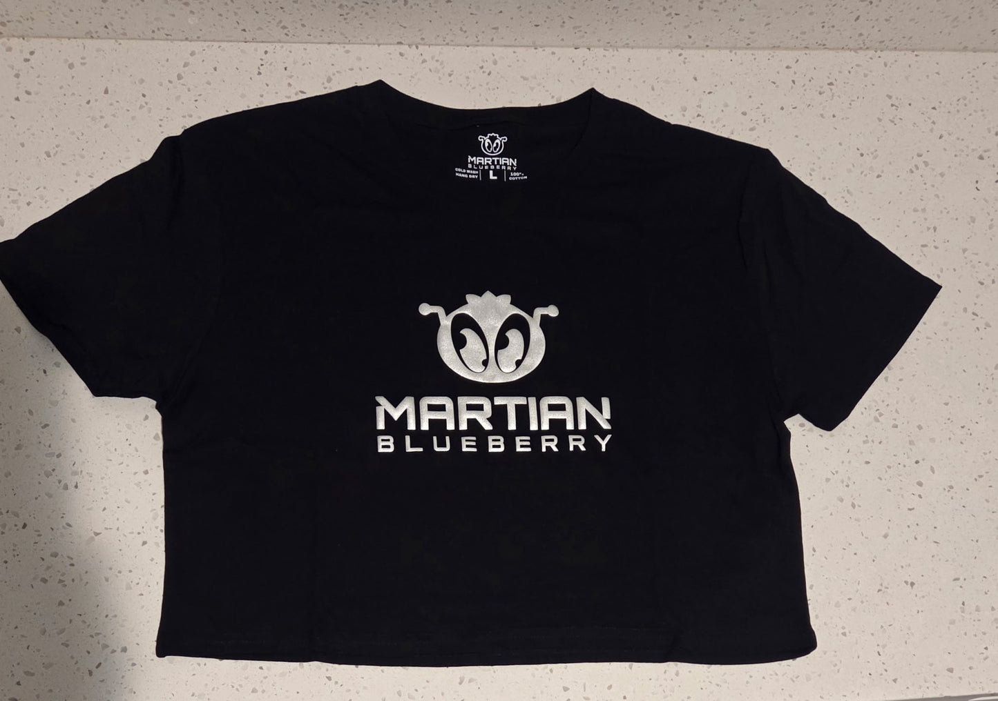 Women's MB metallic puff crop shirt